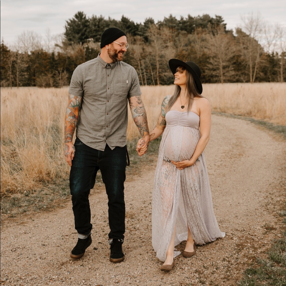 Pinkblush maternity dress (lilac)